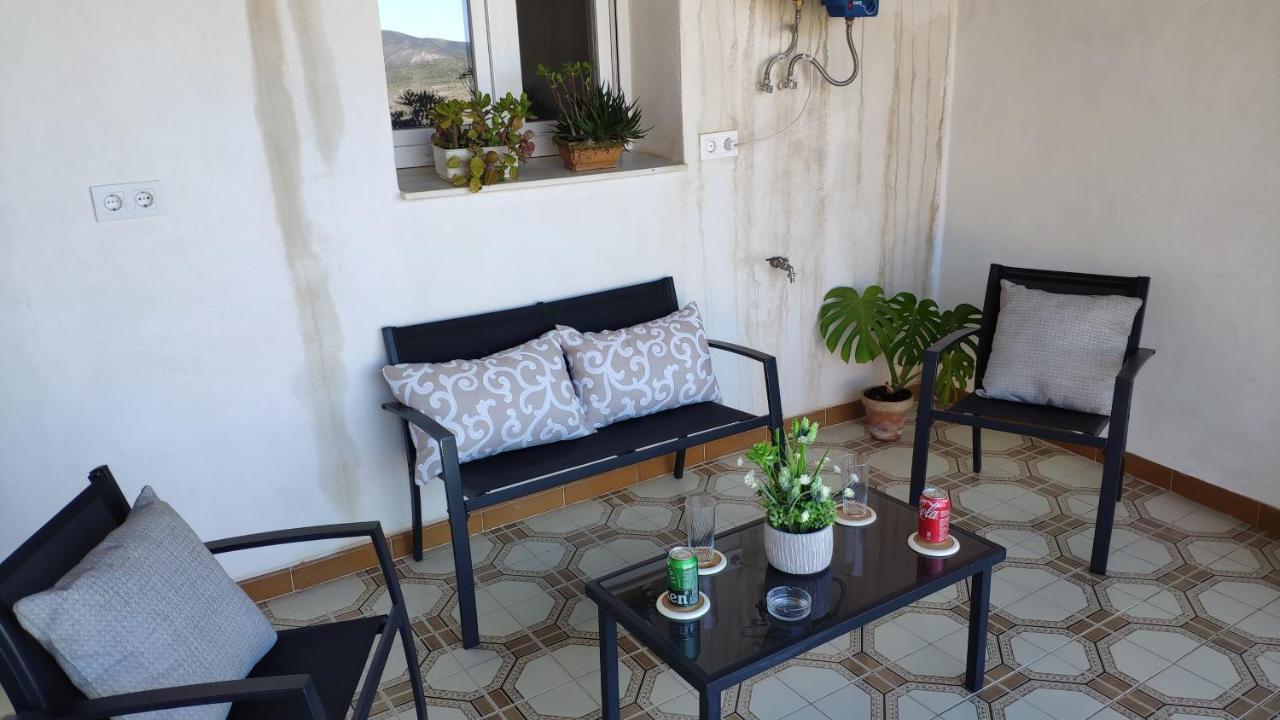 Apartamento The Triplets Agres Exterior foto