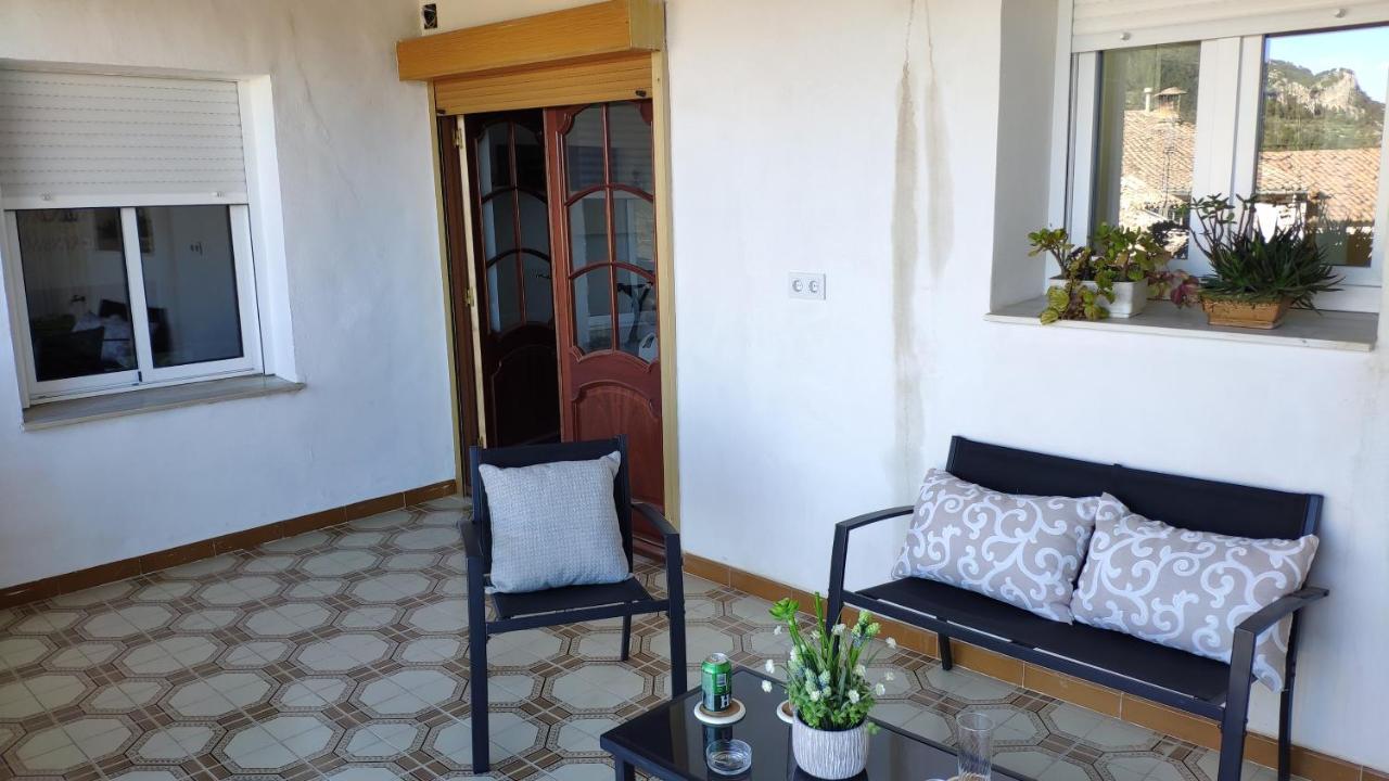 Apartamento The Triplets Agres Exterior foto